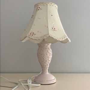 COPY - Table lamp for baby or little girl room.